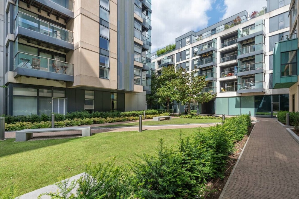 Old Street Gem - Modern Apartment