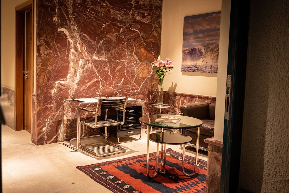 EST Residence Schoenbrunn Vienna - contactless check-in