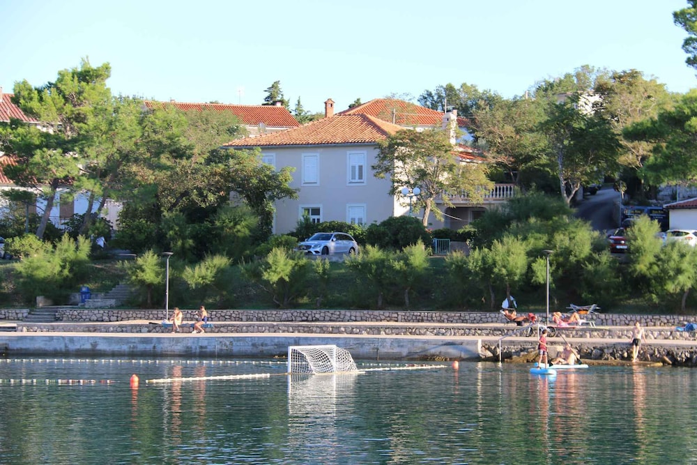 Apartments in Silo/insel Krk 14452