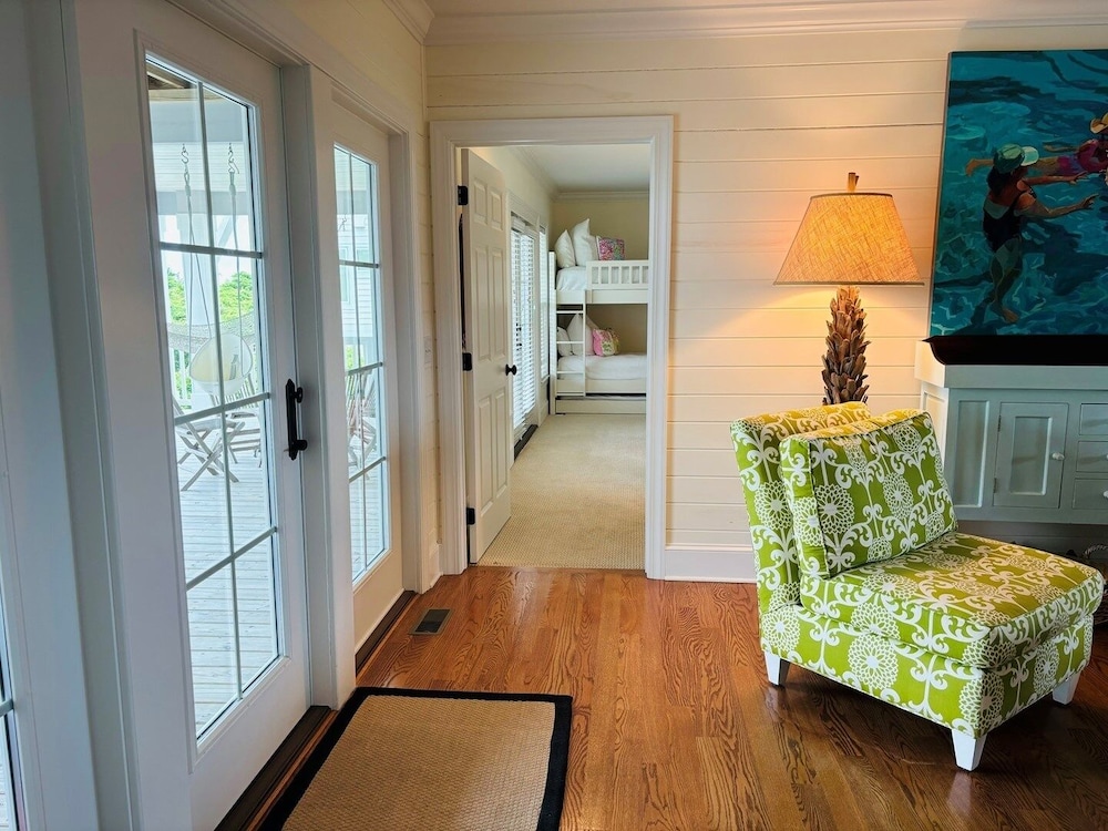Gray Goose 5 Bedroom Home by RedAwning