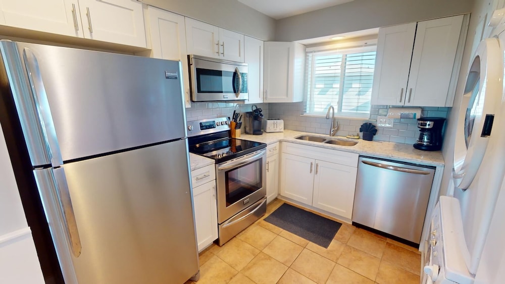 Lighthouse Point 3 by Tybee Vacation Rentals