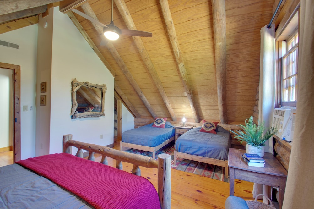 Cozy Log Cabin Getaway w/ Fire Pit + 3 Acres! view 5