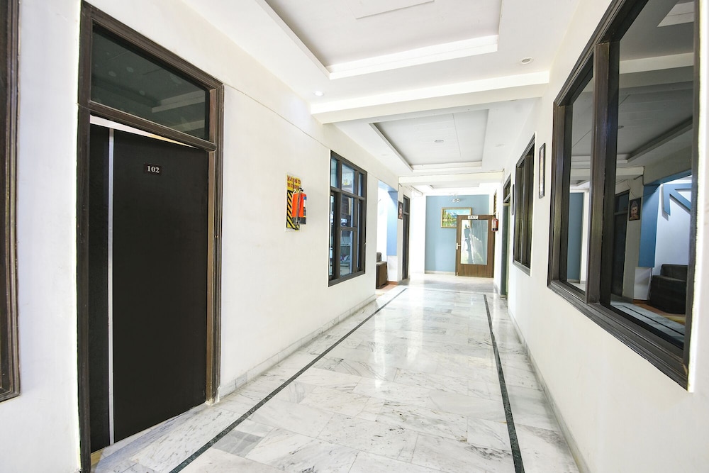 Fabhotel Surajkund Residency