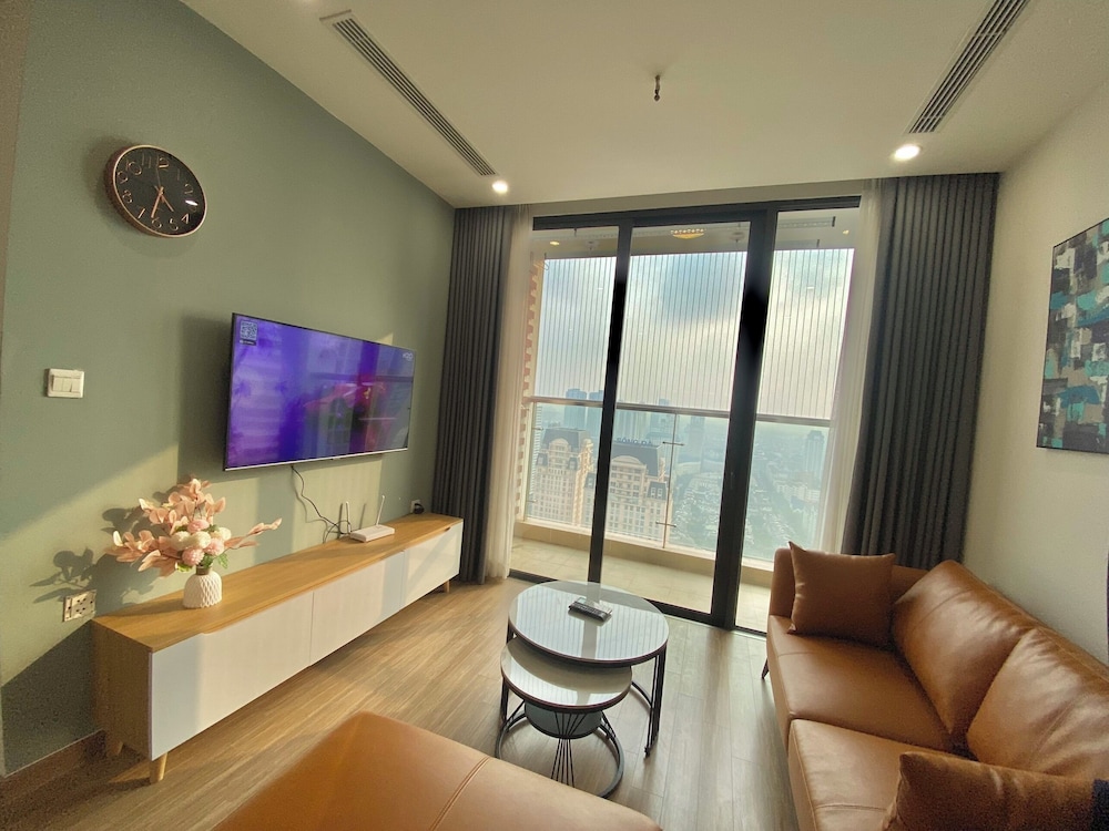 Vinhome SkyLake - Service Apartment