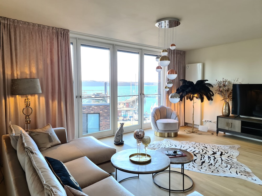 Townhouse Beautiful Life with seaview view 4