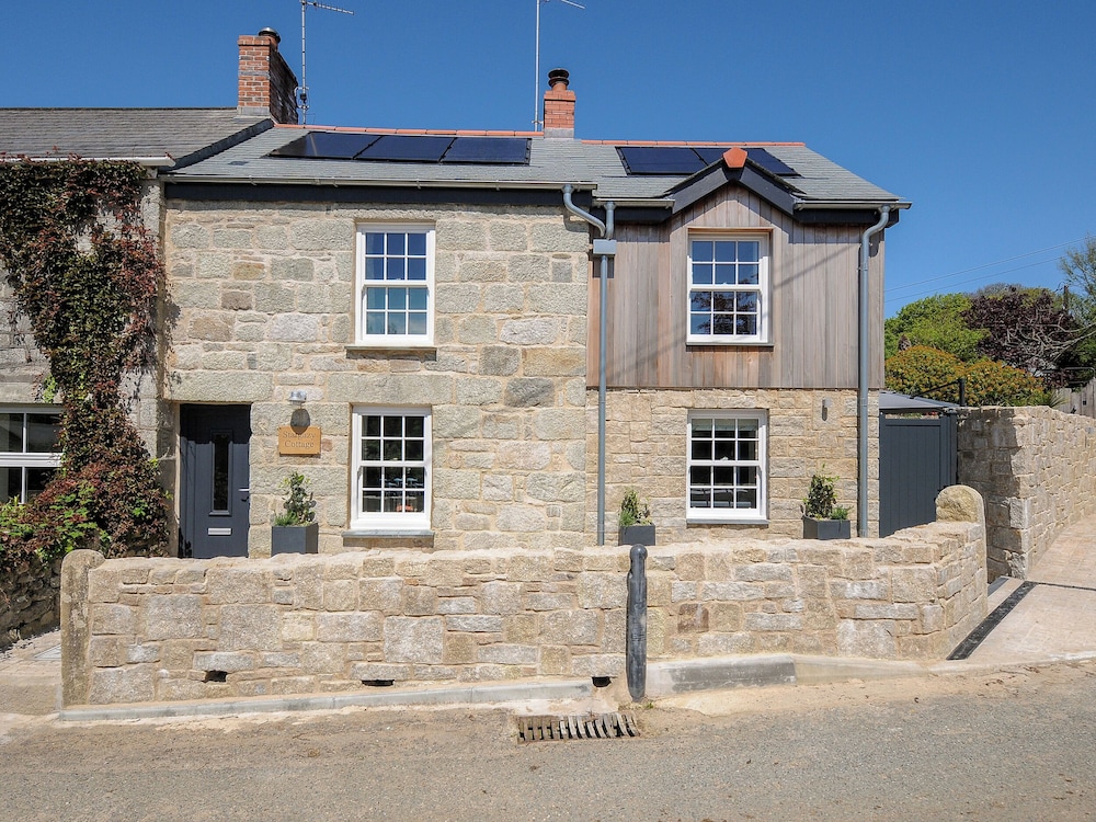Stargazy Cottage