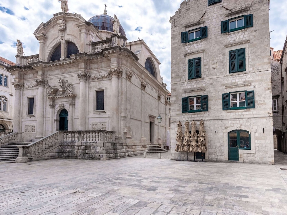 Old Town Finest - Two-bedroom Apartment - Lucarica 4 Street