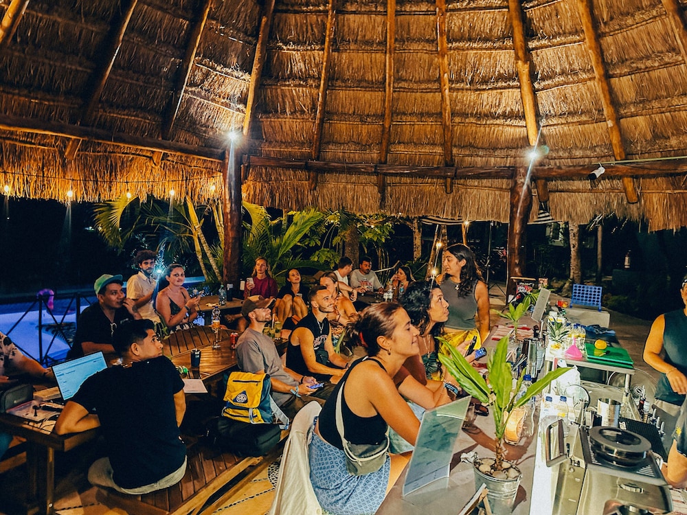 Viajero Bacalar Hostel