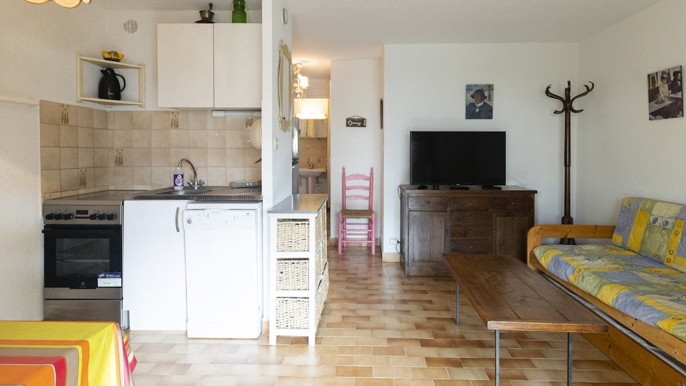 Coastal Comfort in Agde