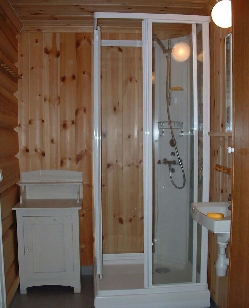 Photo 32