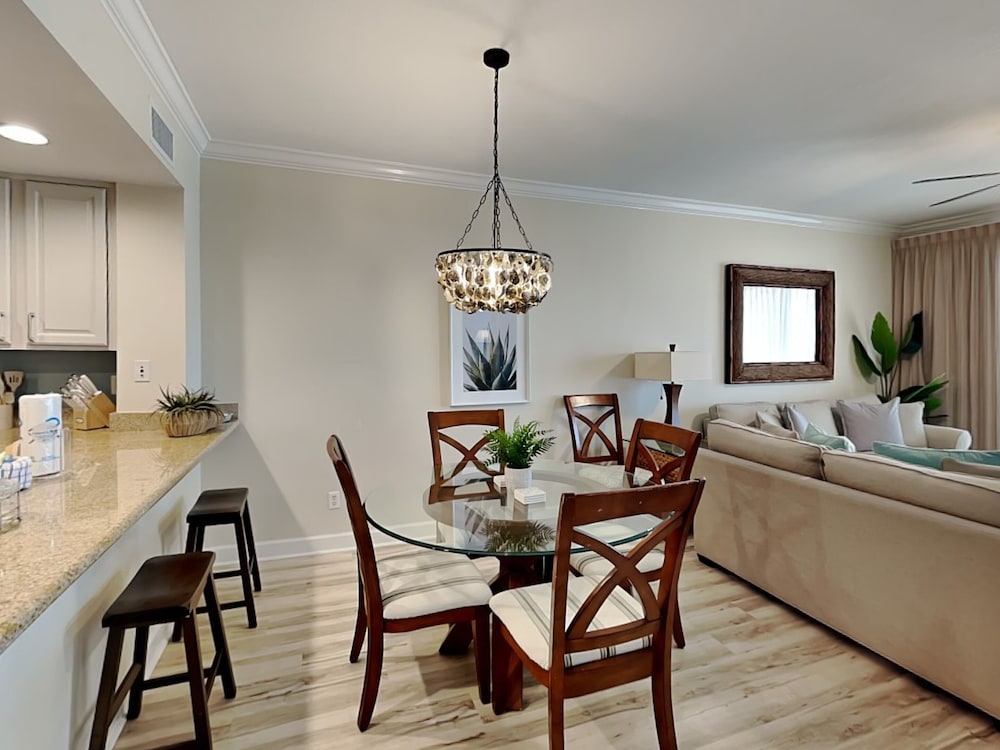 Grandview East Resort by Resort Collection