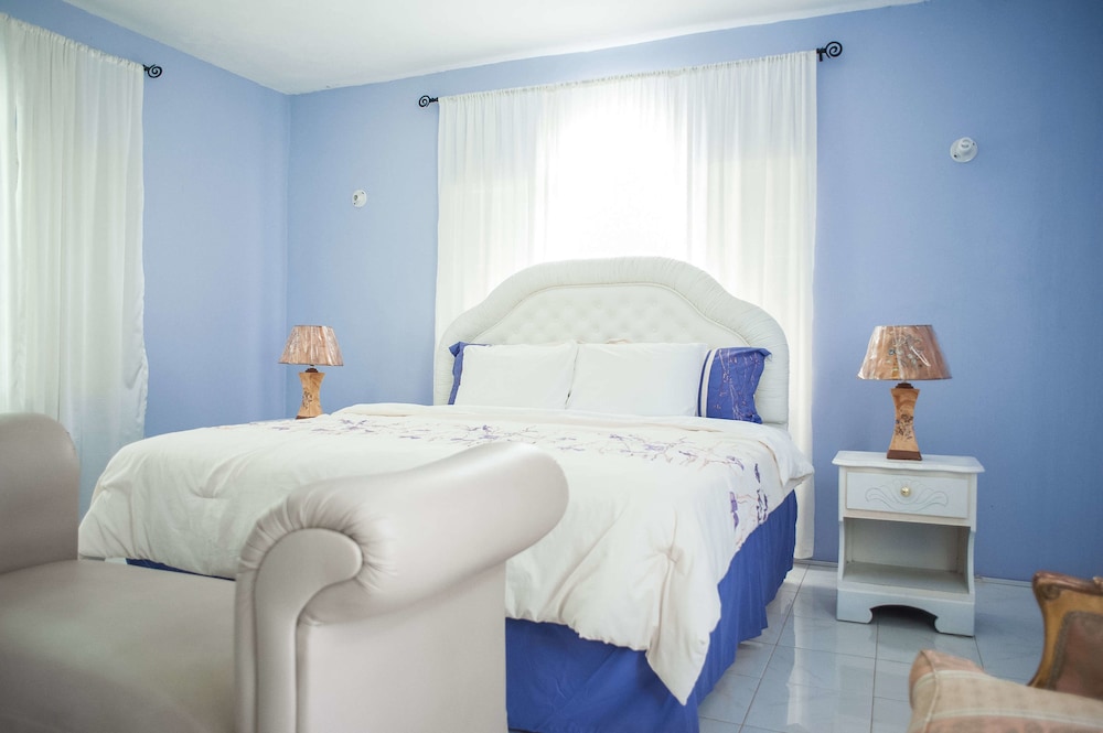 Diamond Villas and Suites