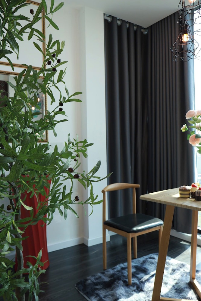 The Grand Diamond C Hotel