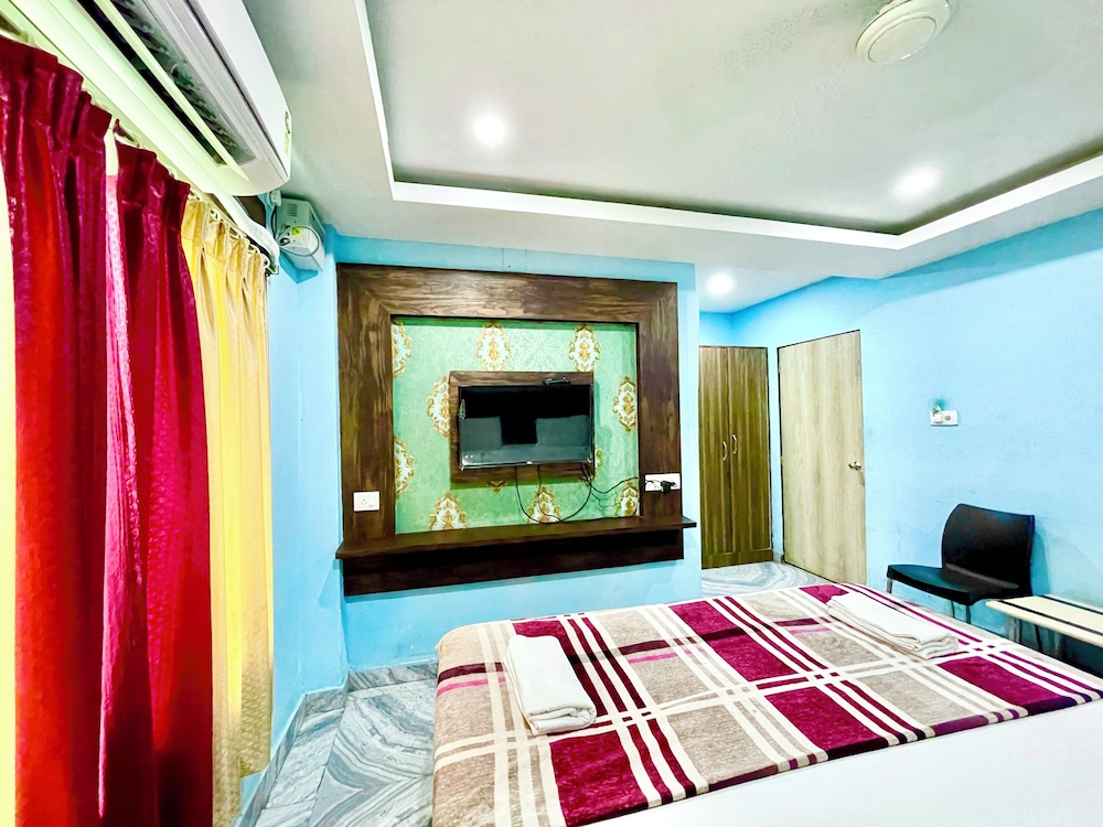 Hotel President Inn -near Temple & Beach