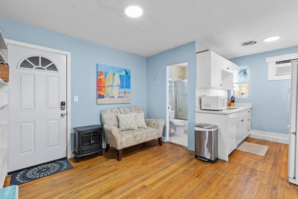 Flagler Suites 4