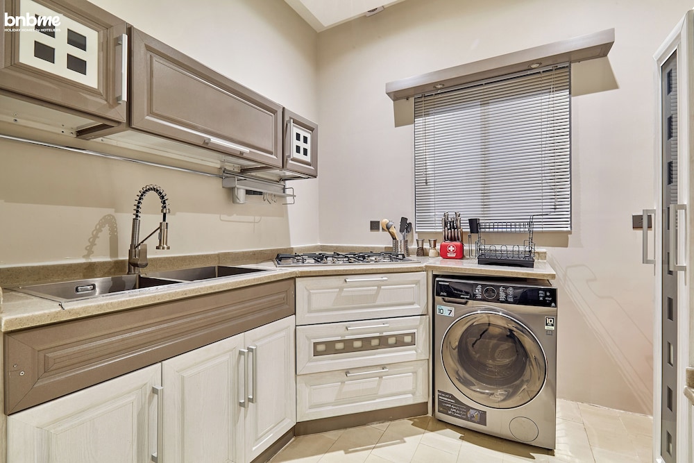 bnbmehomes-Top-tier Interiors-B10