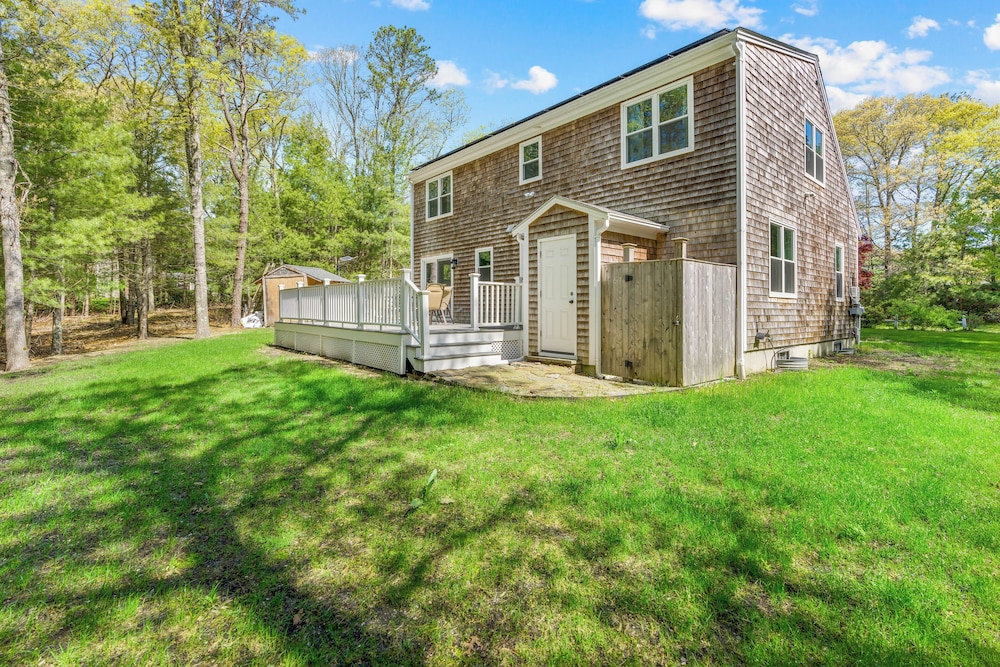 Cottage on Jenkins Pond view 3