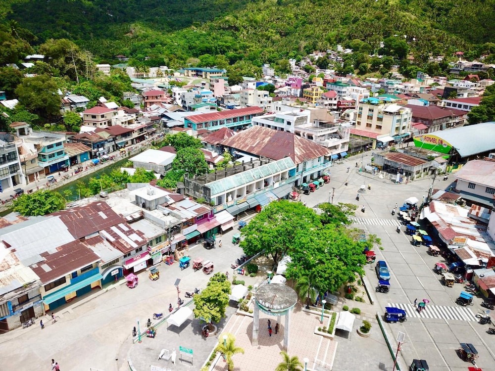 Romblon Fun Divers & Inn