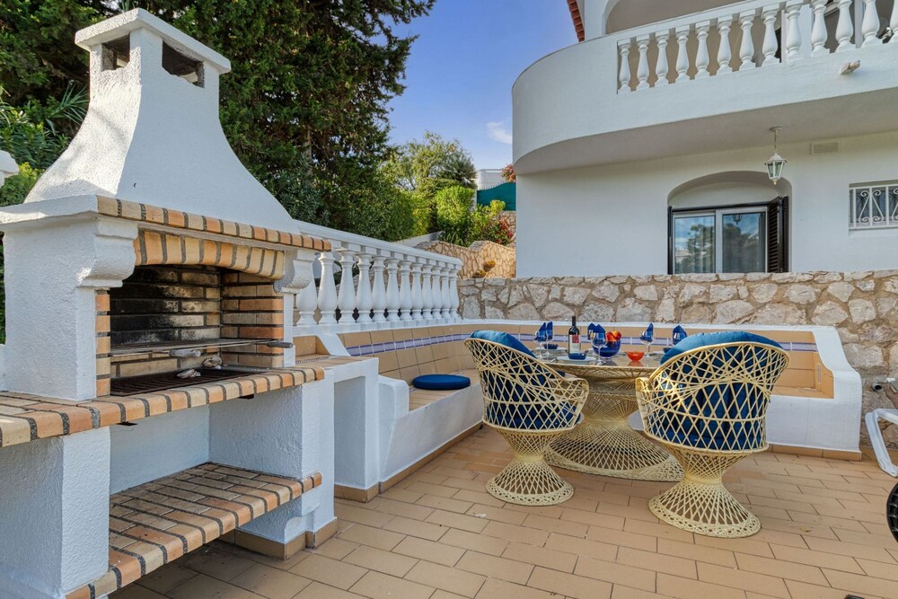 Toupeira Wonderful Well Furnished Villa