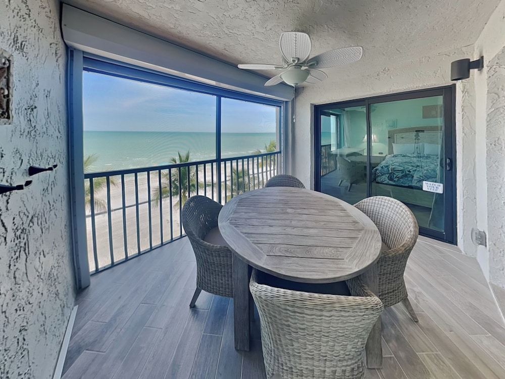 Seaside 5 by Distinctive Beach Rentals