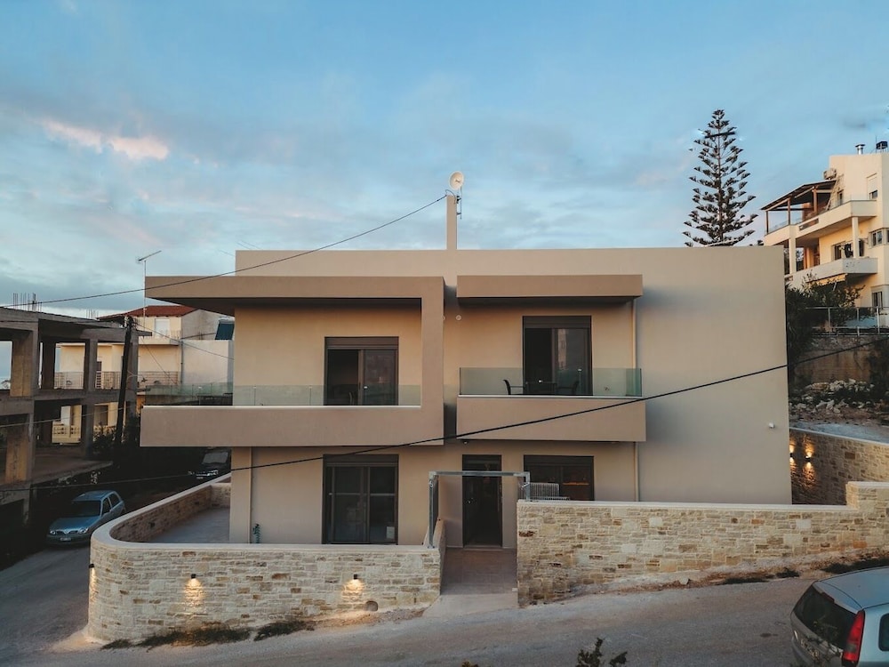 Dreta Suites Chania