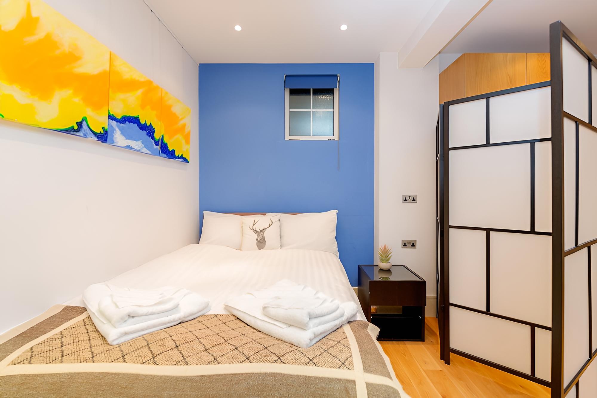 HighSt Kensington Studio - BaseToGo