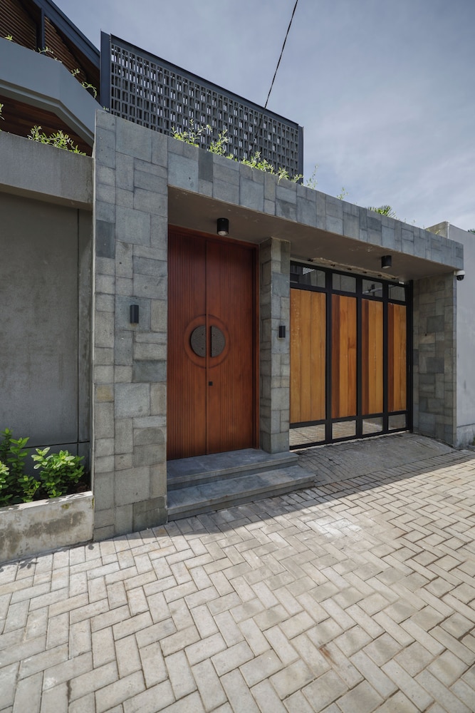 Brand New Modern Villa in Key Seminyak