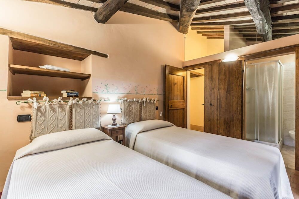 Verdidea - TORRE MONTERCHI en Monterchi — hotel room
