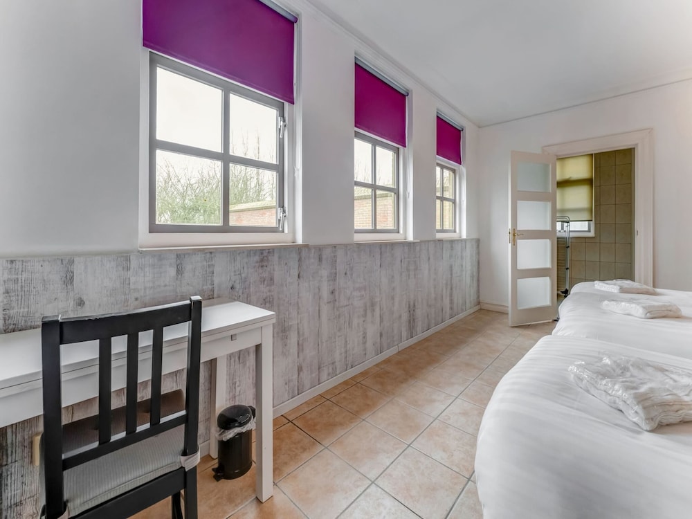 Photo 25