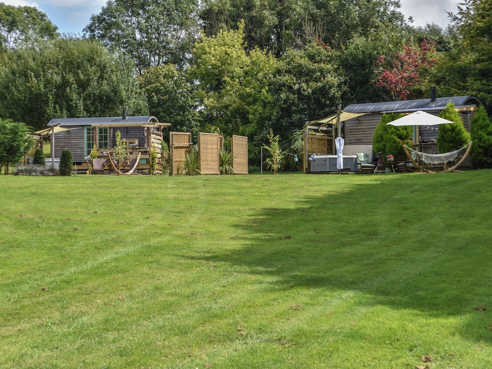 Burr 2 Shepherds Hut