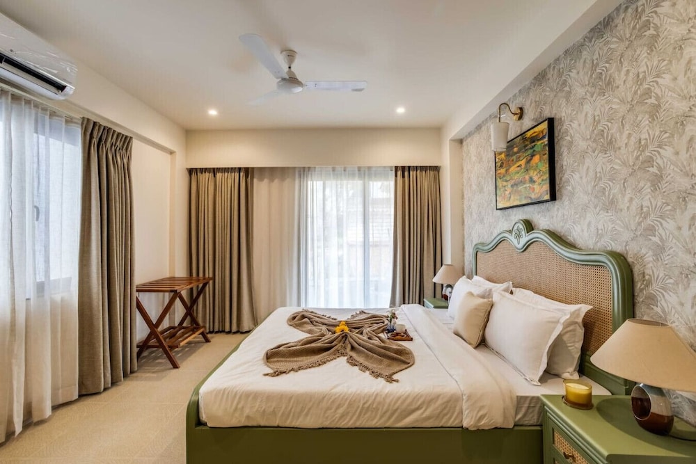 2BR w Pool Sauna 2km to Baga Calangute Beach