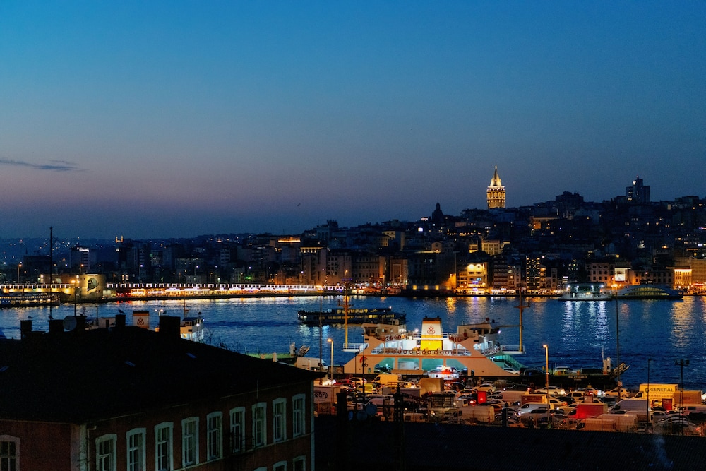 Dream Bosphorus Otel - Image 39