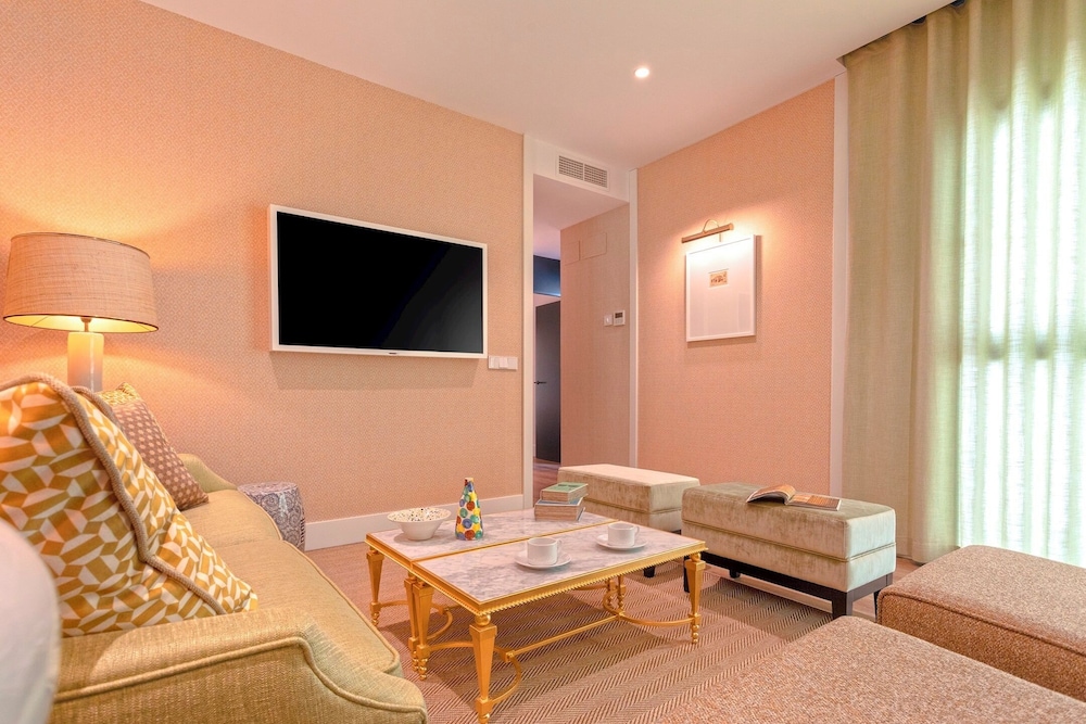 Luxury Apartment Near Torre del Oro Betis Xvii