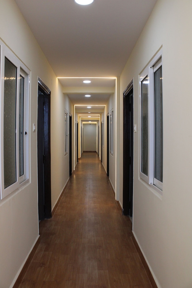 Hotel SVR Luxury Rooms