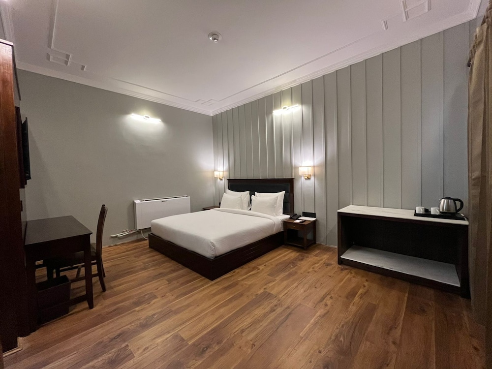 Hotel Raks