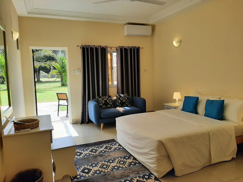 Kololi Beach Resort