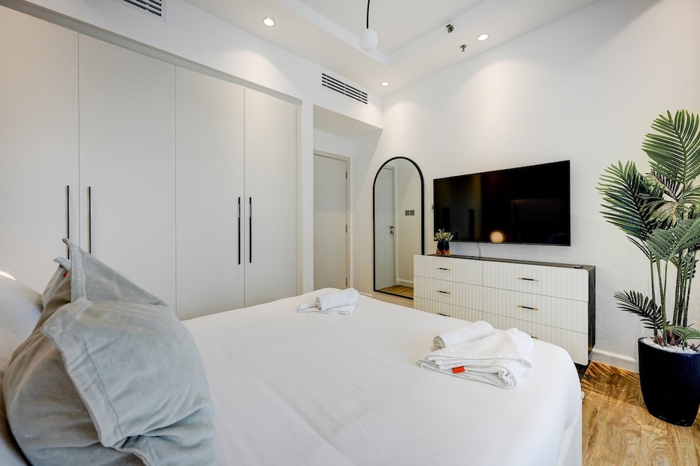 Elegant 4BR - Perfect Stay for Families in Marina