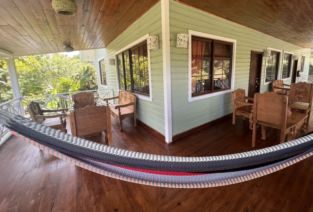 Los Olingos Lodge - Bird Paradise
