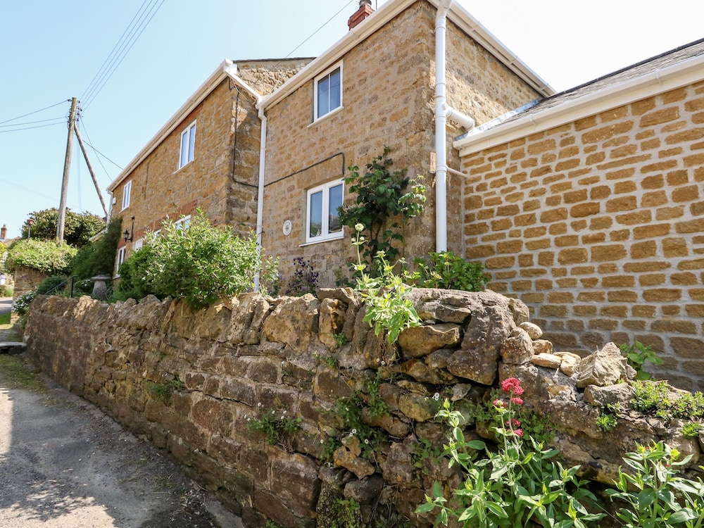 Tiddlers Cottage