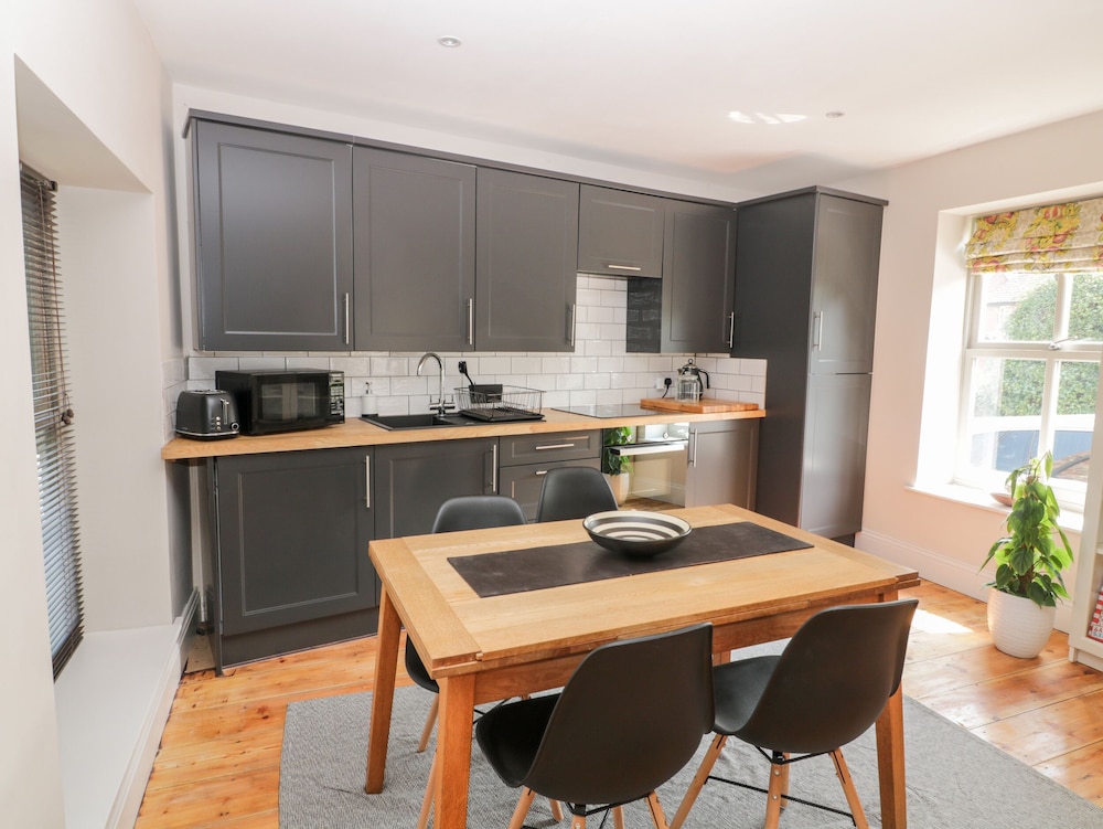 Yew Tree Cottage