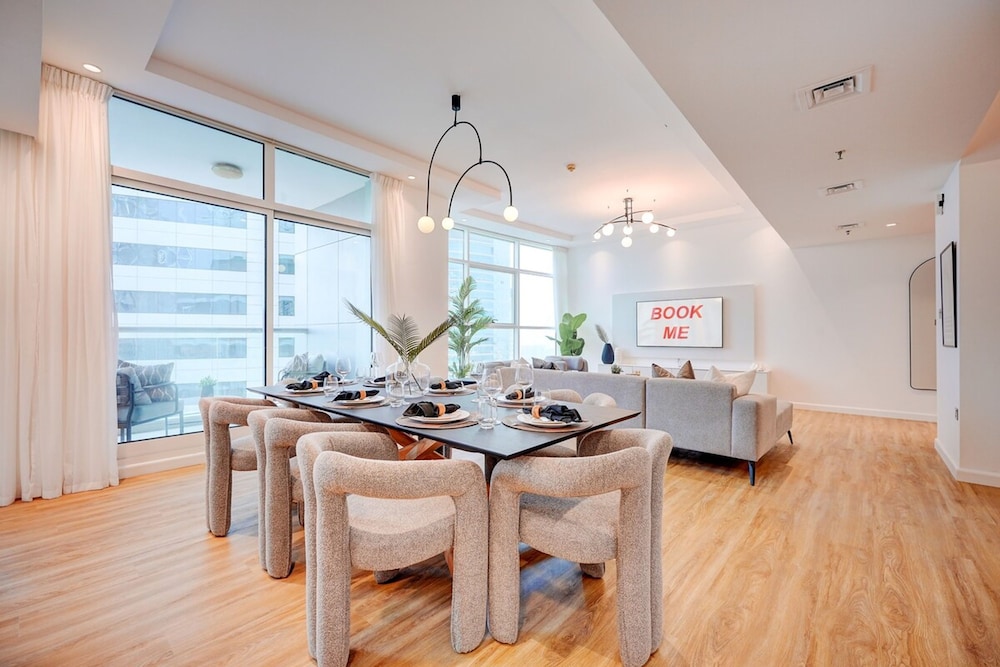 Elegant 4BR - Perfect Stay for Families in Marina