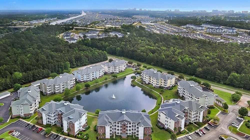 Magnolia Pointe Magnolia Lake 4820-303 2 Bedroom Condo