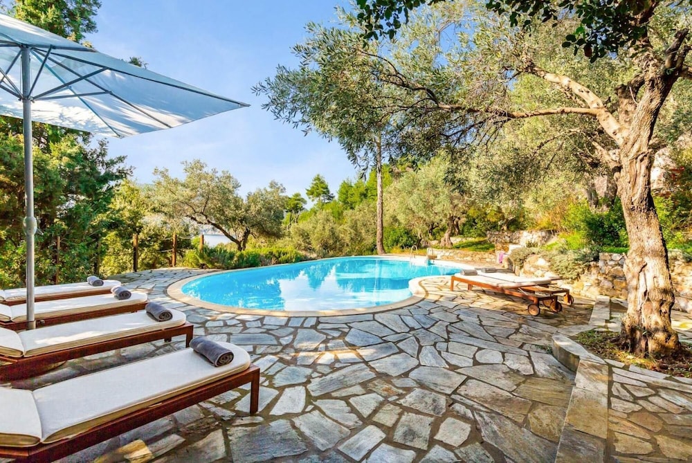 Villa Pelago in Skopelos view 4