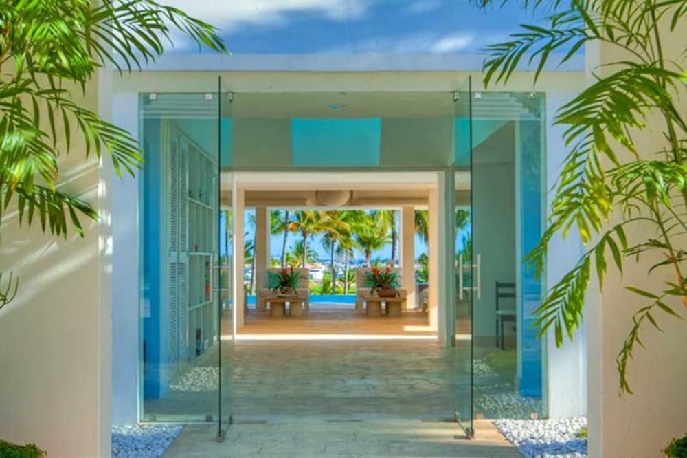 Casa Feliz by Unlimited Luxury Villas
