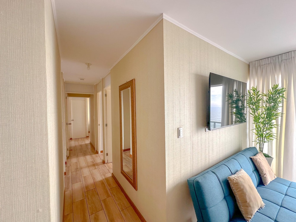 Exclusive Ocean View (1404)