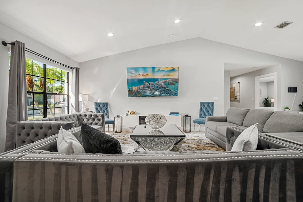 Spacious 6BR Beach Getaway w/ Heated Pool