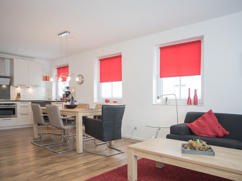 Bright Flat in Neuastenberg With Terrace