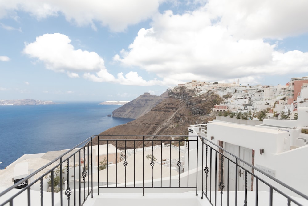 Doukas Caldera Suites Fira photo 4