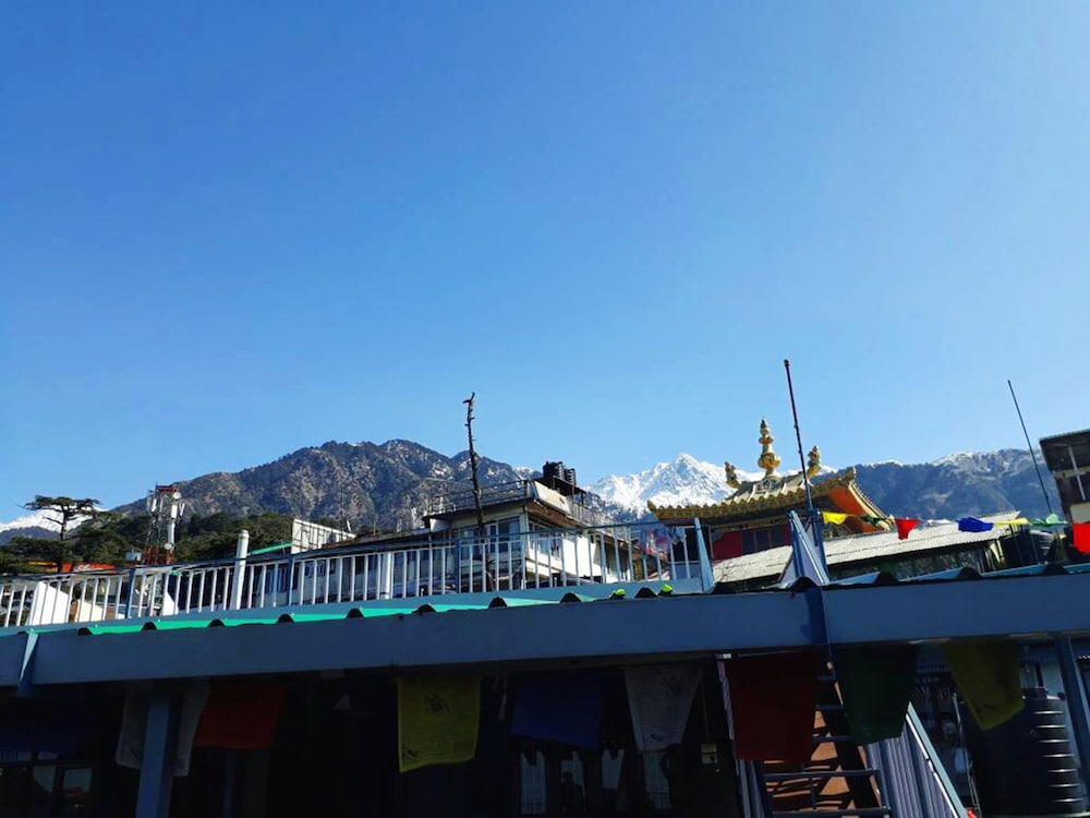 Utsang Guest House view 2