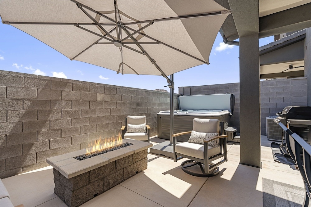 Red Rock Trails 4 Bedroom Townhouse